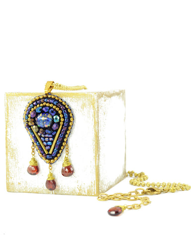 Blue maroon pendant necklace - Exquistry - 1