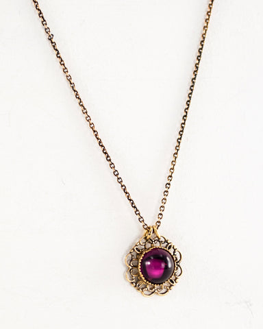 Wine red color necklace