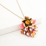 Floral pendant necklace