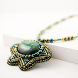 Green vintage style pendant necklace | Hand beaded
