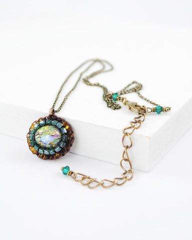 Vintage faux opal pendant necklace | Green brown gold necklace